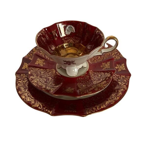 VTG Alka Kunst Bavaria 22K Gold Burgundy Tea Cup & Saucer Maroon Floral Scroll - Picture 1 of 10